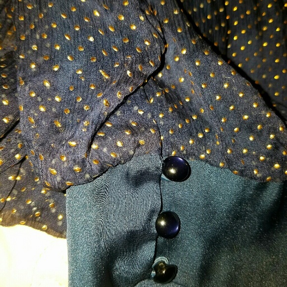 NWOT Miss Me off the shoulder dressy top - Picture 3 of 4